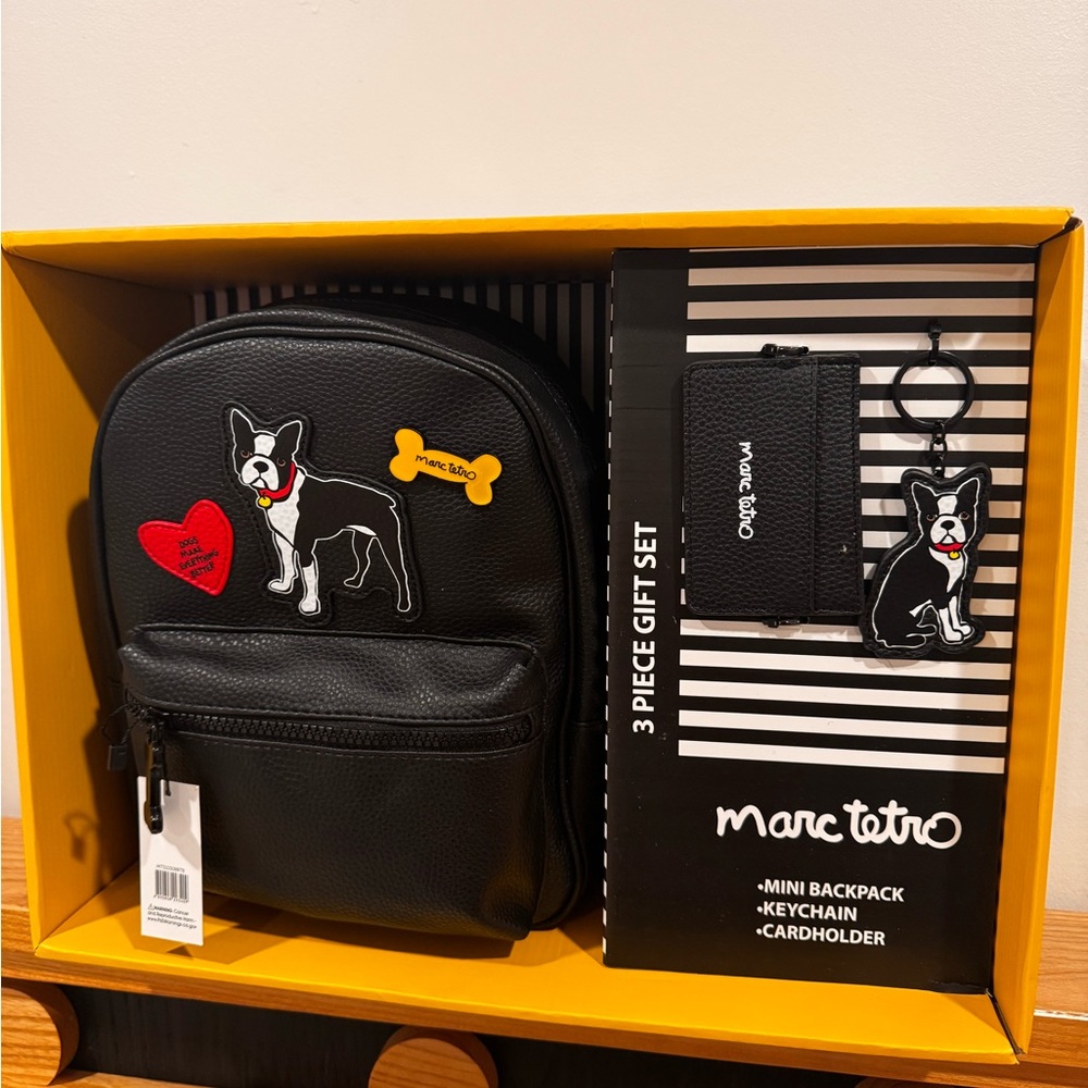 Marc Tetro Black Mini Backpack Set
Stylish mini backpack
